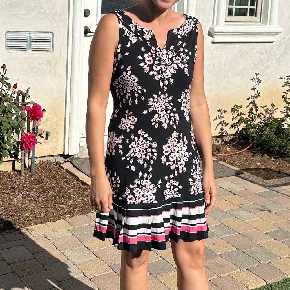 NWT White House Black Market Dress Women’s Small